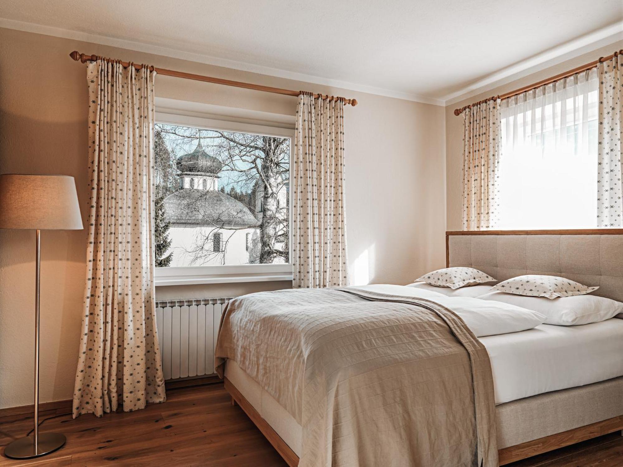 Aster Boutique Hotel & Chalets Fuegenberg Oda fotoğraf