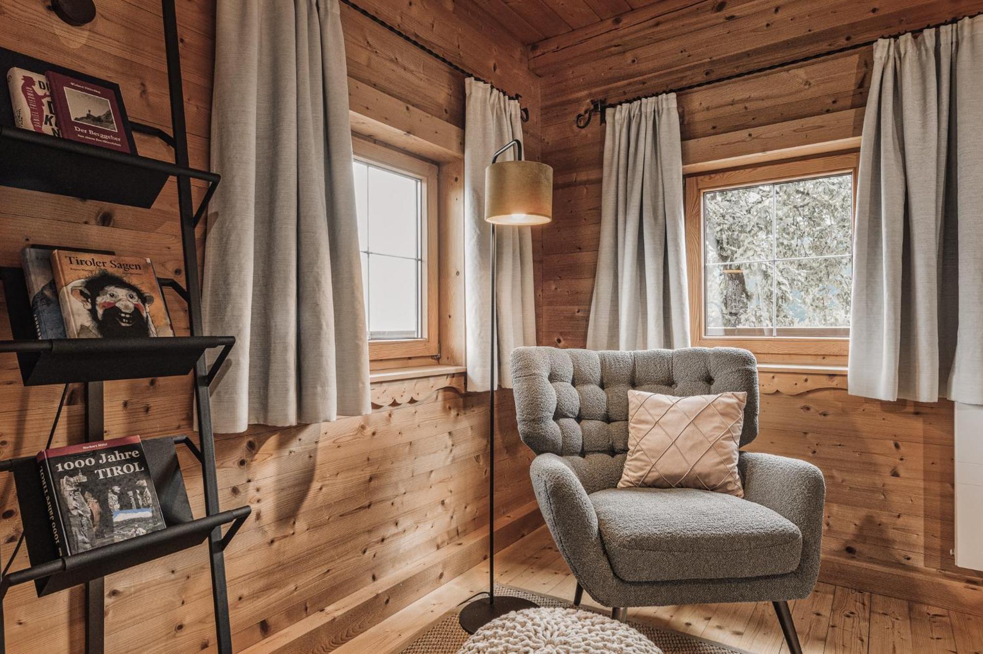 Aster Boutique Hotel & Chalets Fuegenberg Oda fotoğraf