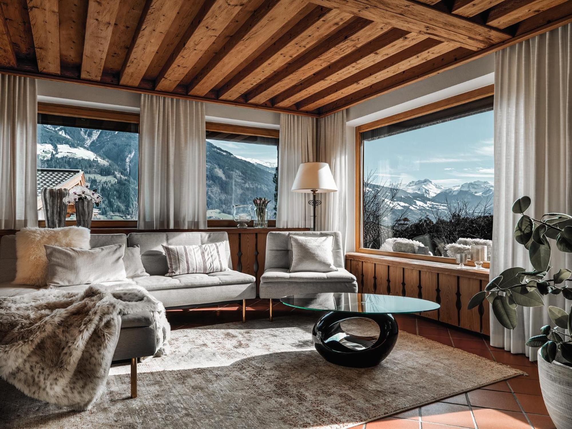 Aster Boutique Hotel & Chalets Fuegenberg Oda fotoğraf