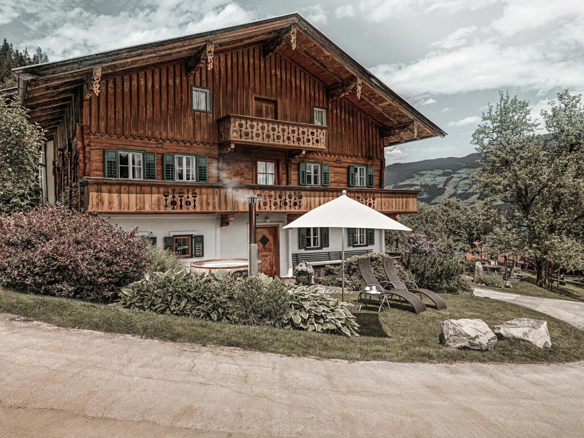 Aster Boutique Hotel & Chalets Fuegenberg Oda fotoğraf